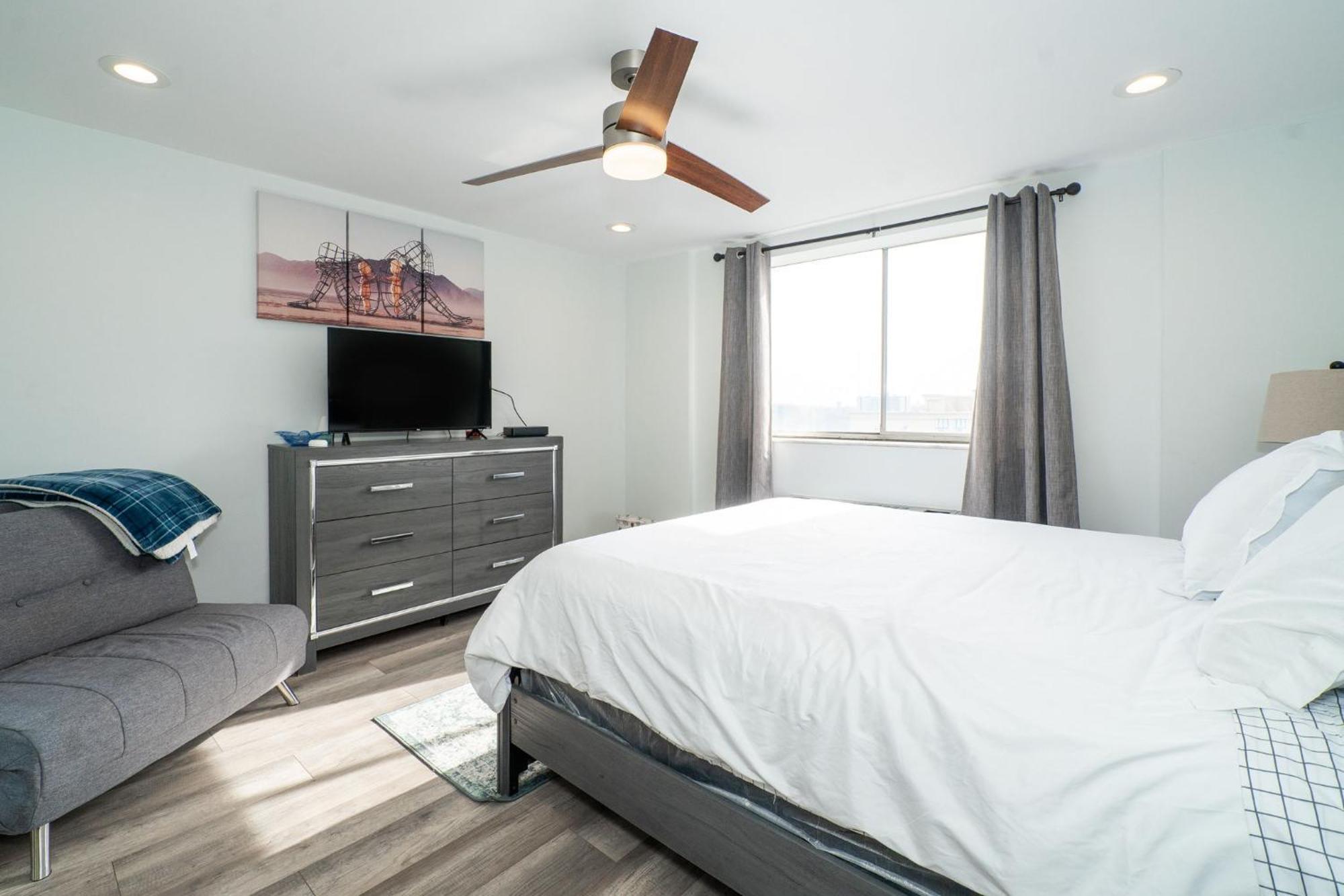 Just Renovated 3 Br/2Bath/ Parking+ Downtown View Apartment Atlanta Ngoại thất bức ảnh