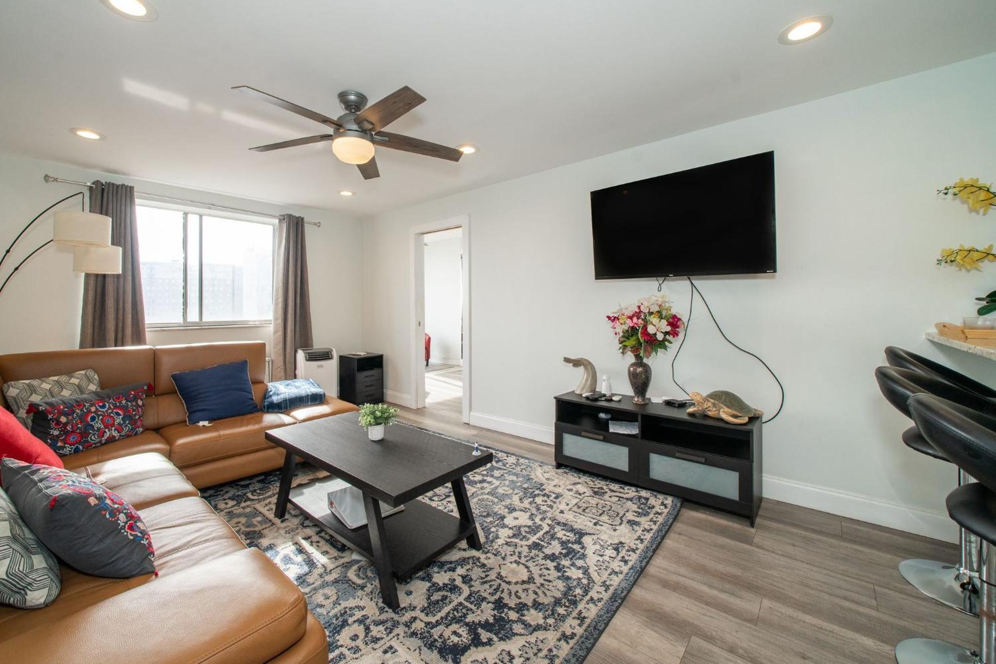 Just Renovated 3 Br/2Bath/ Parking+ Downtown View Apartment Atlanta Ngoại thất bức ảnh